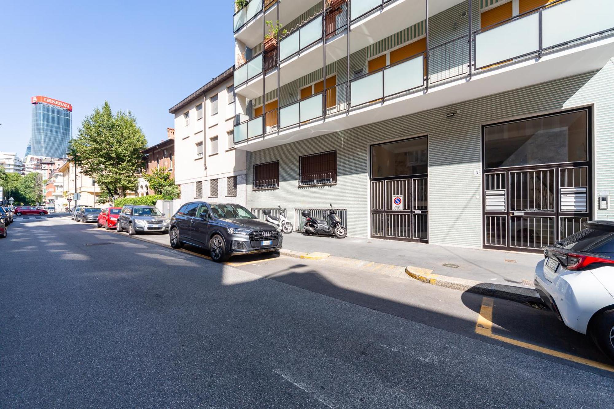 Apartment Metro M1- Fiera Citylife Duomo 10 Min Ac Wi-fi *